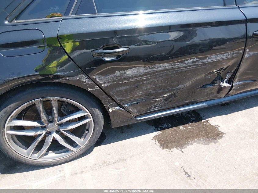 2017 Audi A8 L L 3.0T (Tiptronic) (No Longer Available For Ordering) VIN: WAU44AFD2HN020512 Lot: 45582761