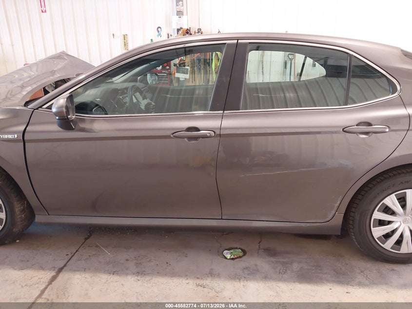 TOYOTA CAMRY HYBRID 2018 VIN 4T1B31HK4JU506707