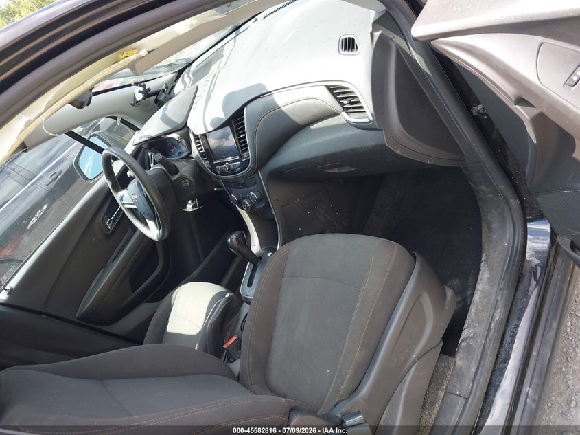2020 CHEVROLET TRAX auction photo 5