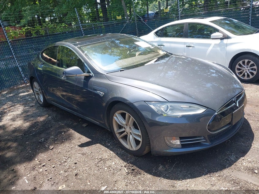 2015 Tesla Model S