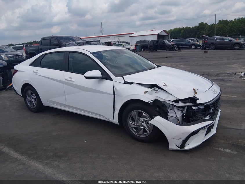 2026 Hyundai Elantra  (VIN: KMHLL4DG7TU174367)