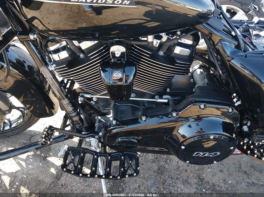 HARLEY-DAVIDSON FLTRXS 2020