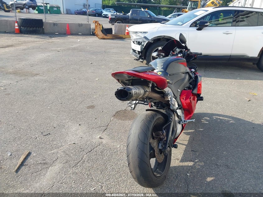 2010 Honda Cbr600 Rr-Abs VIN: JH2PC4081AK300050 Lot: 45582921