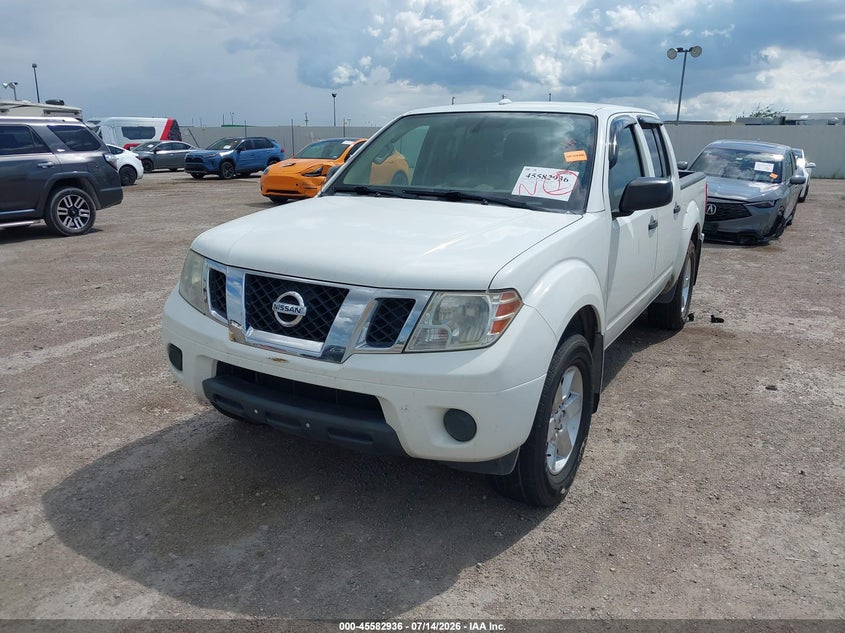 2014 NISSAN FRONTIER auction photo 2
