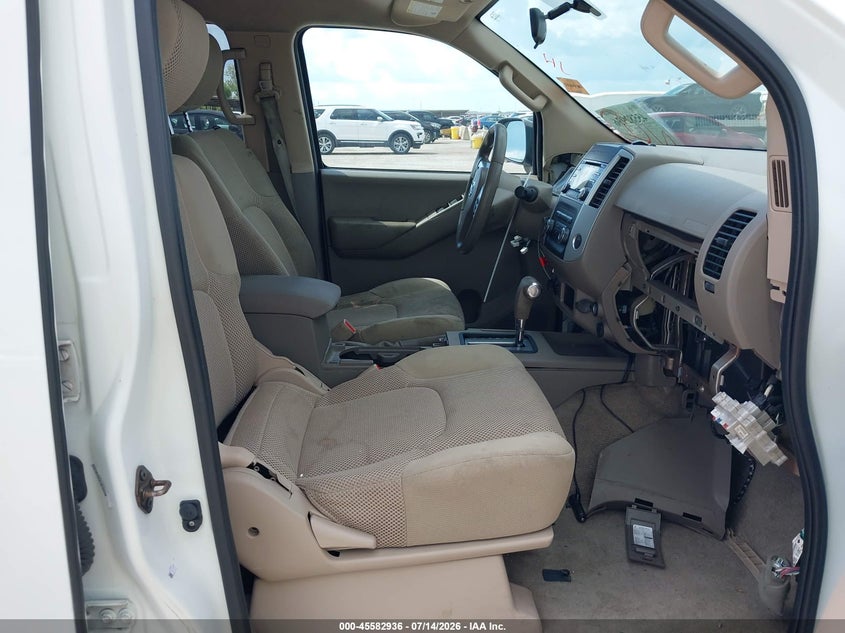 2014 NISSAN FRONTIER auction photo 5