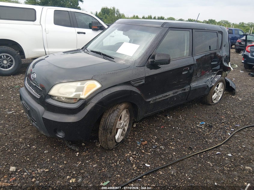 2010 KIA SOUL auction photo 2