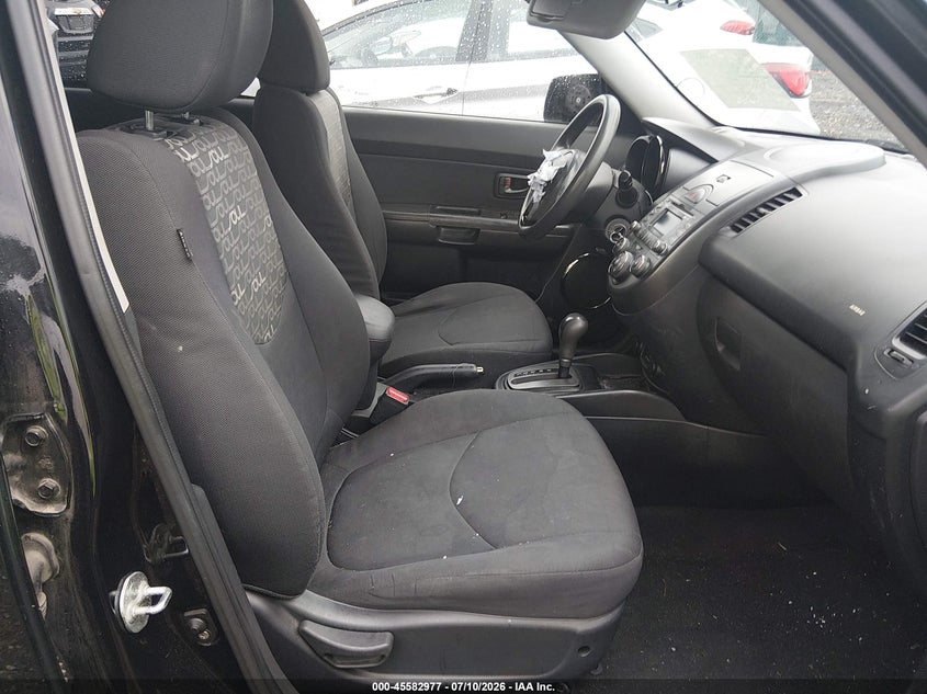 2010 KIA SOUL auction photo 5