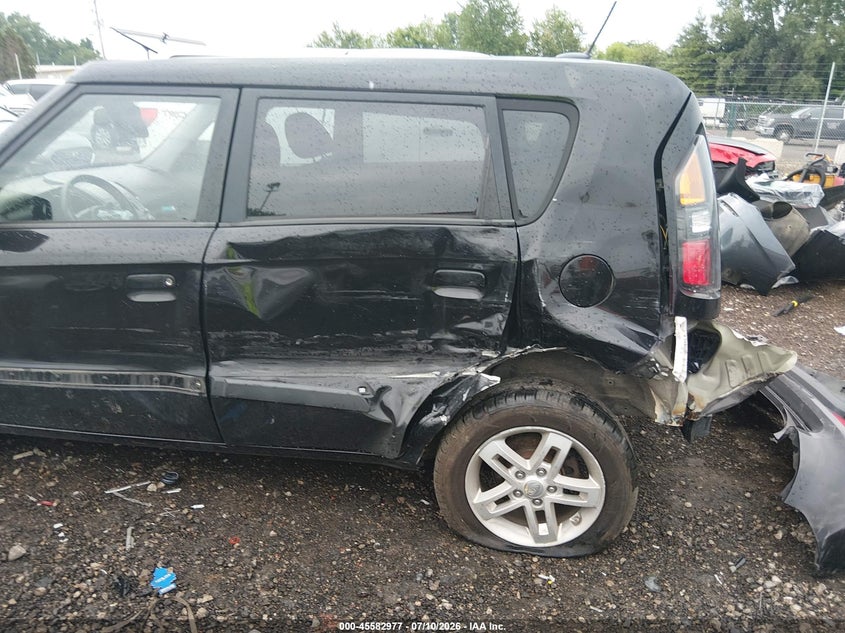 2010 KIA SOUL auction photo 6