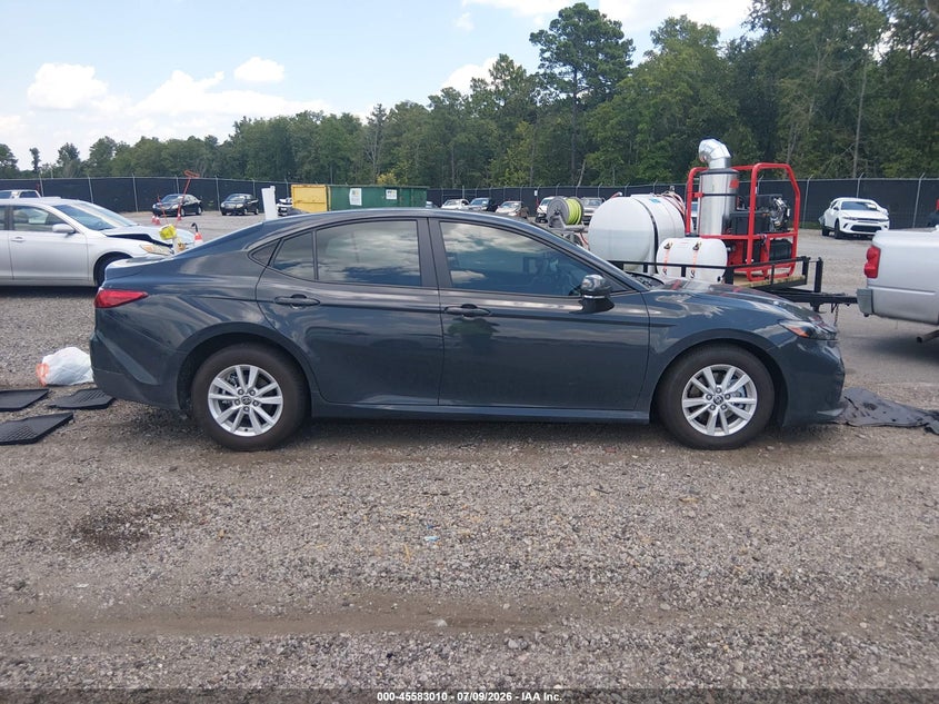 TOYOTA CAMRY - zdjęcie 13