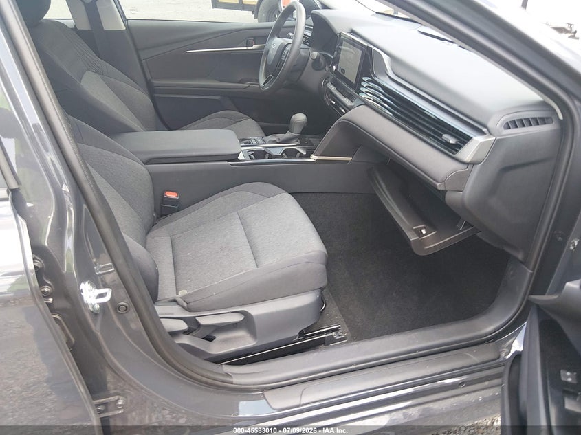 2026 TOYOTA CAMRY auction photo 5