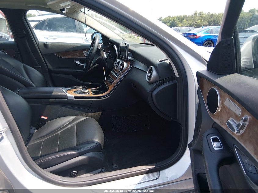 MERCEDES-BENZ C 300 2017 VIN 55SWF4KB5HU181509