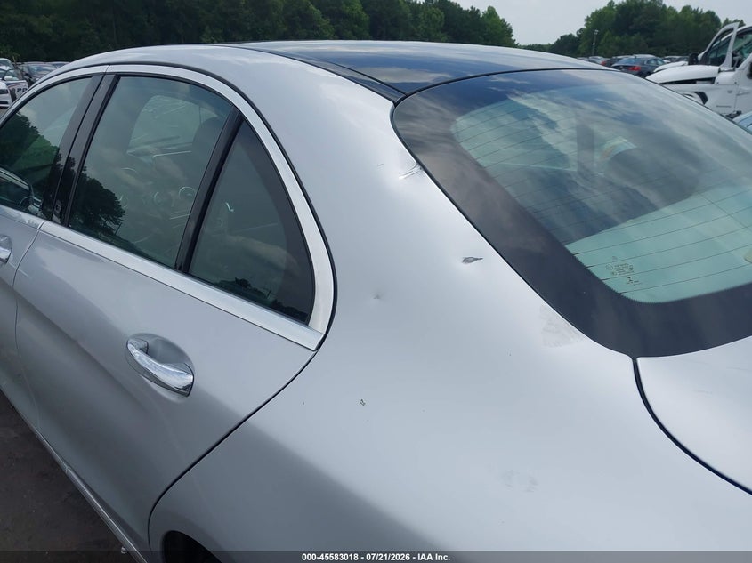 2017 MERCEDES-BENZ C 300 auction photo 6