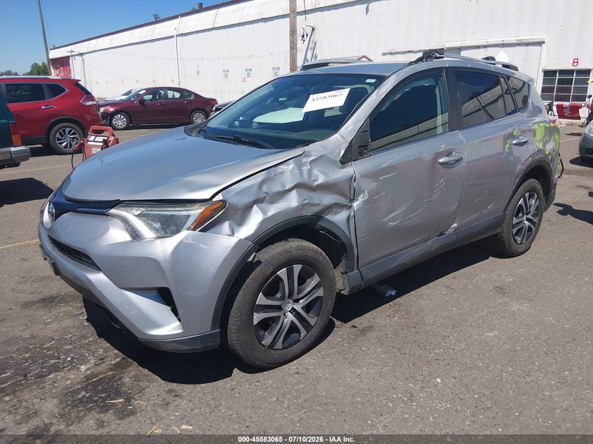 2016 Toyota RAV 4, Rollover, IAAI, VIN 2T3BFREV2GW415844 — photo 2