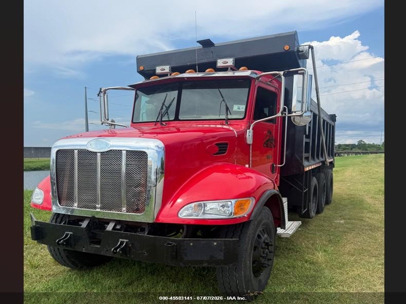 2006 PETERBILT 335 auction photo 4