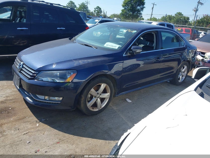 2015 Volkswagen Passat, Normal Wear & Tear, IAAI, VIN 1VWAT7A39FC113642 — photo 2