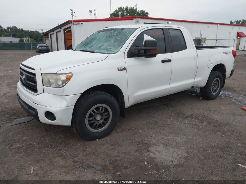 2011 TOYOTA TUNDRA auction photo 2