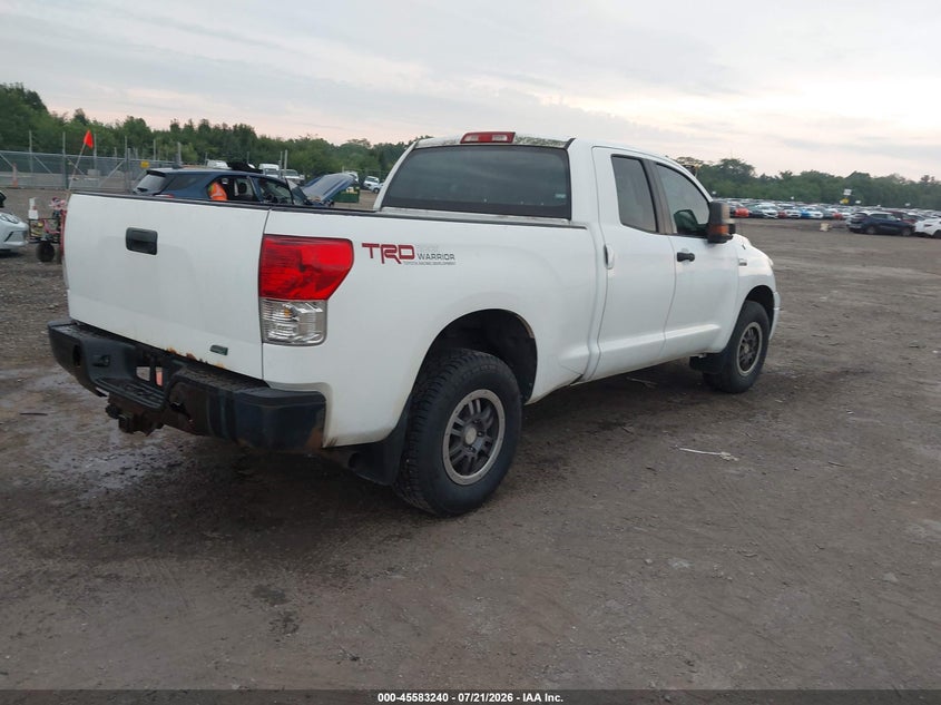 2011 TOYOTA TUNDRA auction photo 4