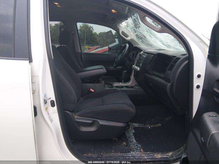 2011 TOYOTA TUNDRA auction photo 5