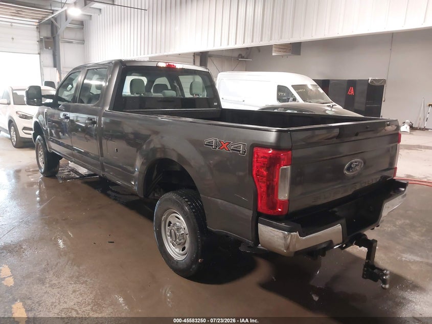 2017 FORD F-250 auction photo 3