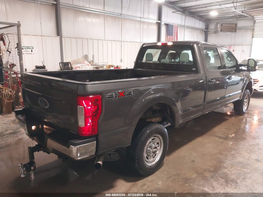 2017 FORD F-250 auction photo 4