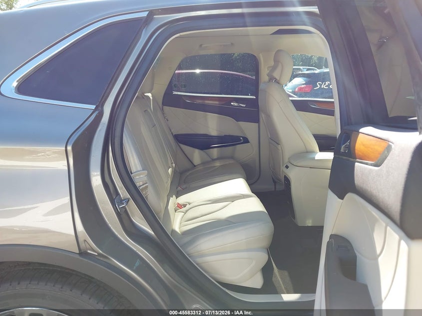 2016 Lincoln Mkc Reserve VIN: 5LMCJ3D93GUJ31066 Lot: 45583312