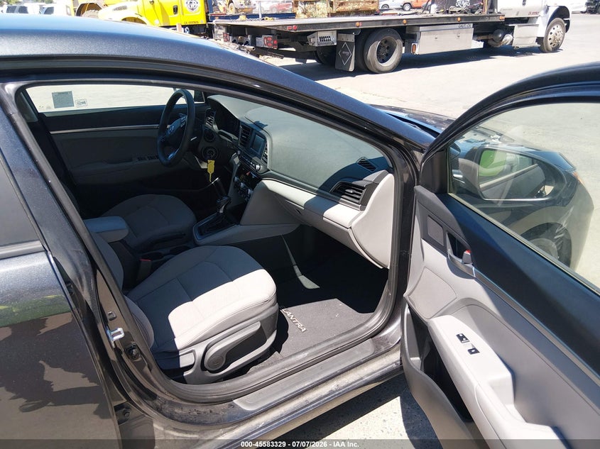 2020 HYUNDAI ELANTRA auction photo 5