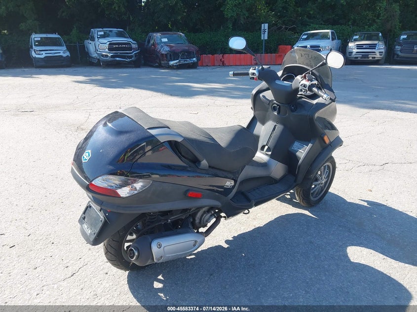 2007 PIAGGIO MP3 auction photo 4