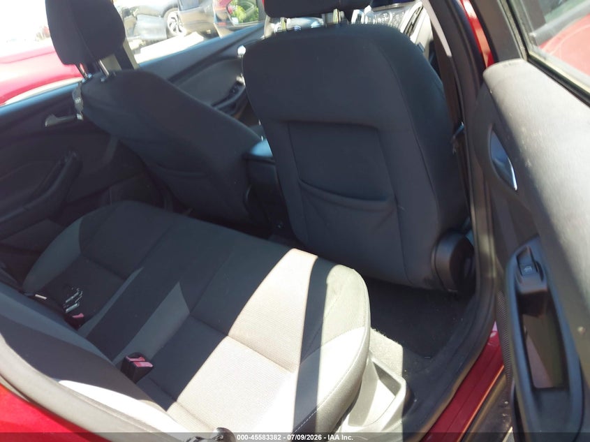 2013 FORD FOCUS auction photo 8