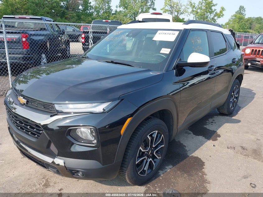 2023 CHEVROLET TRAILBLAZER auction photo 2
