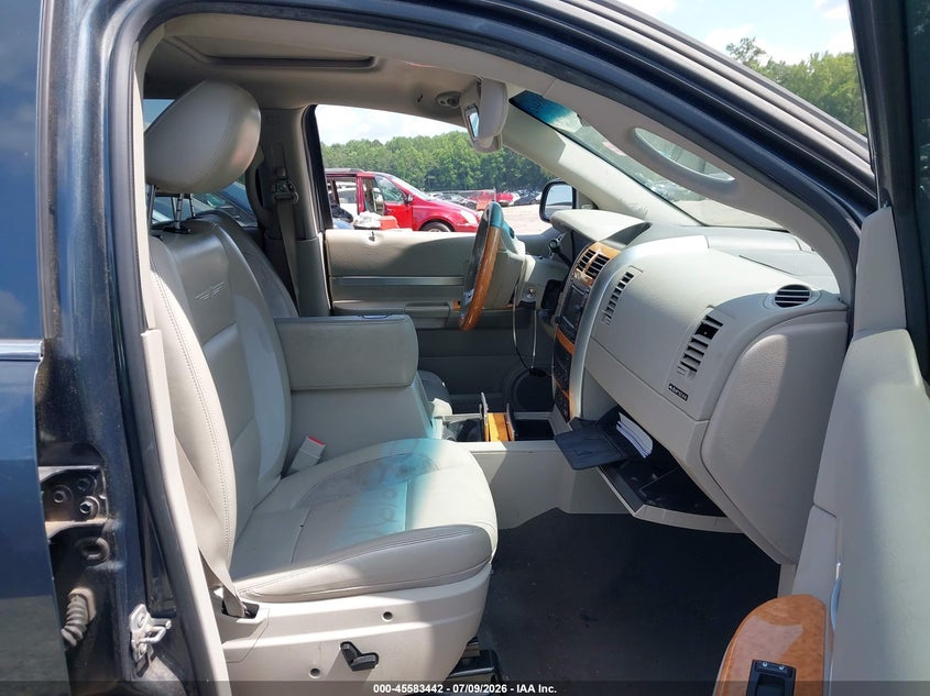 2007 CHRYSLER ASPEN SPORT UTILITY VEHICLE 5.7L V-8 335HP