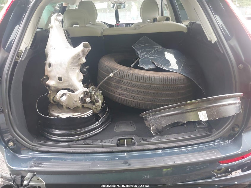 2025 Volvo Xc60 B5 Core VIN: YV4M12RJ1S1109096 Lot: 45583575