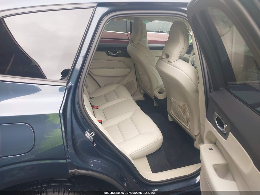 2025 Volvo Xc60 B5 Core VIN: YV4M12RJ1S1109096 Lot: 45583575