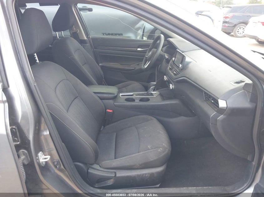 2022 NISSAN ALTIMA auction photo 5