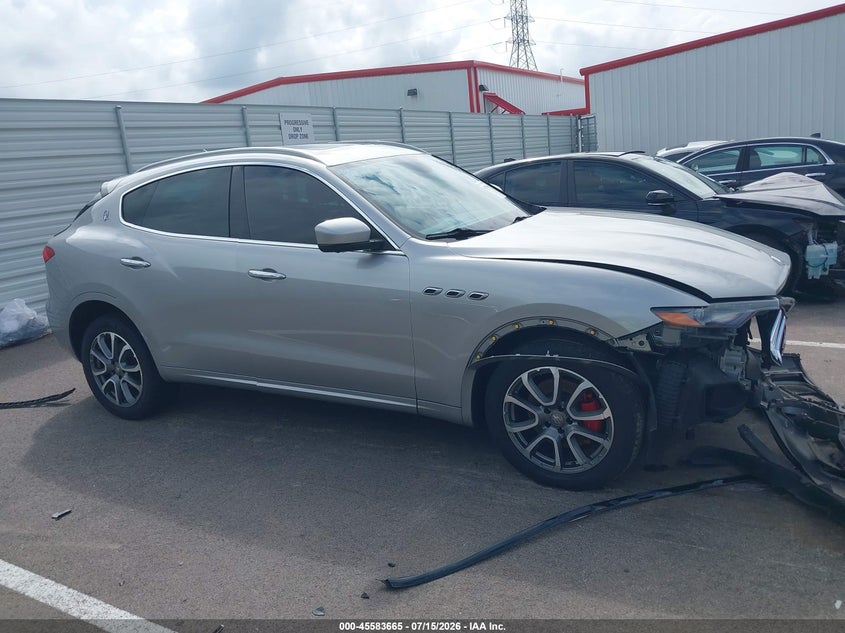MASERATI LEVANTE - zdjęcie 14