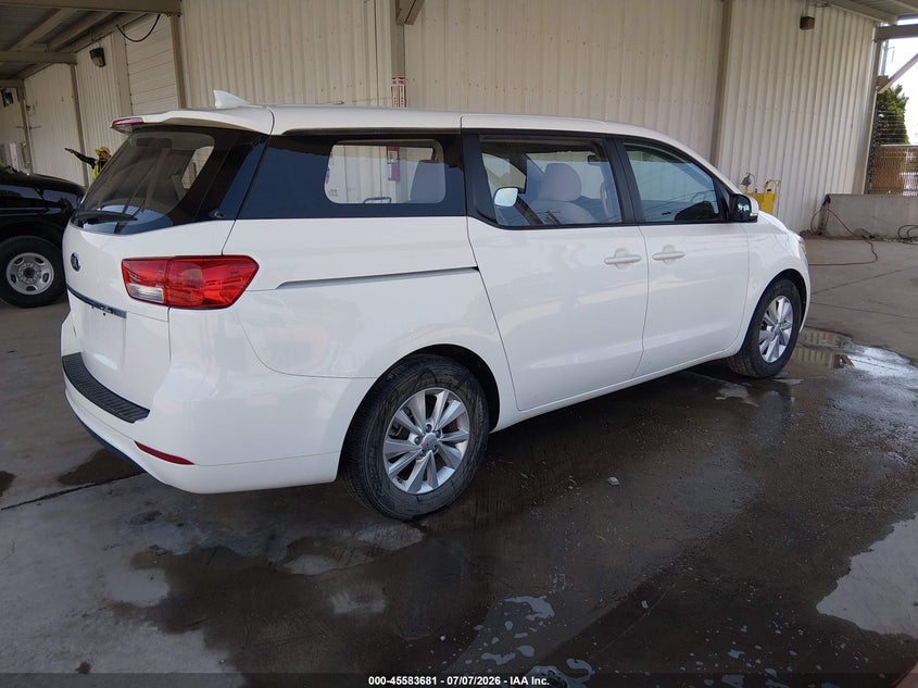 2018 KIA SEDONA auction photo 4
