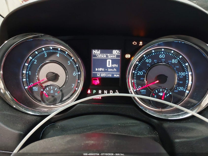 2014 CHRYSLER TOWN & COUNTRY auction photo 7