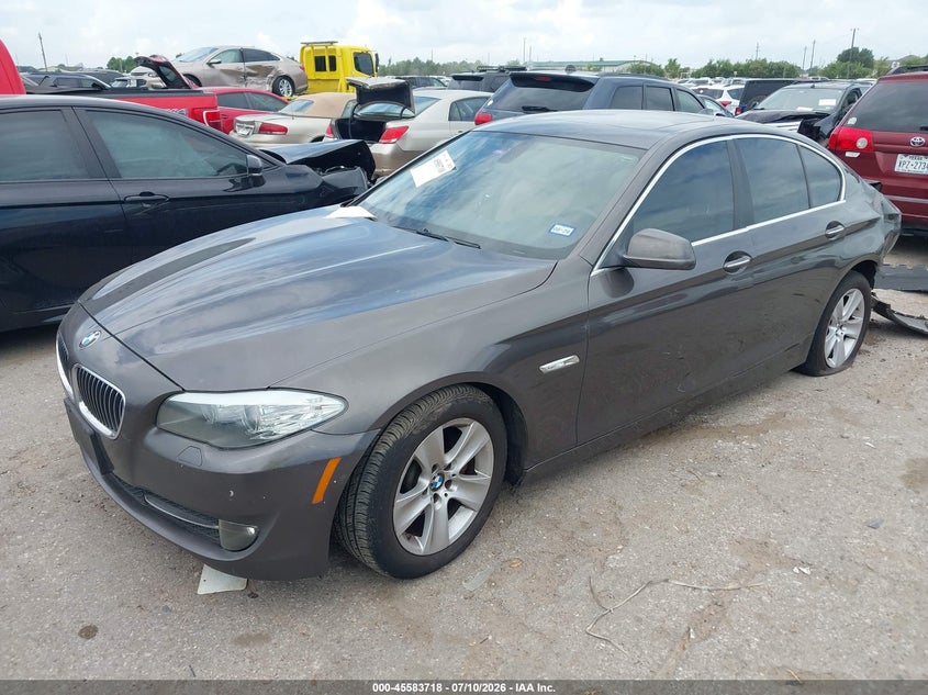 Vin: wbafr1c53bc740976, lot: 46082071, bmw 528i 20112
