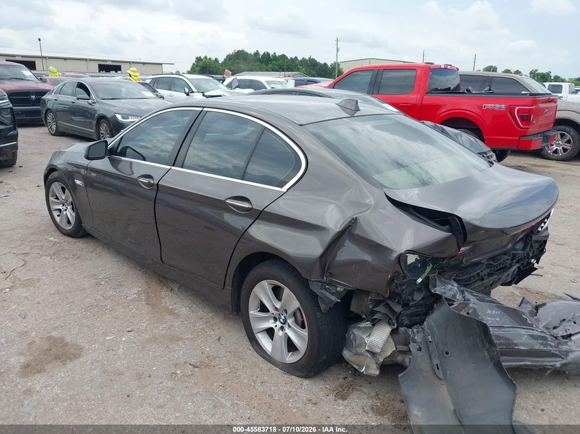 Vin: wbafr1c53bc740976, lot: 46082071, bmw 528i 20113