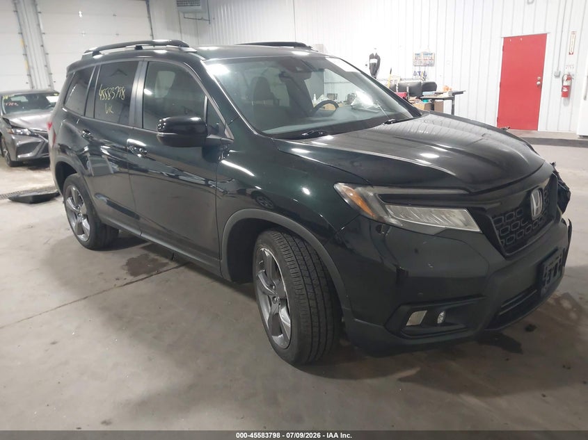 2019 HONDA PASSPORT auction photo 1