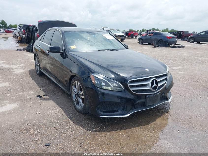2016 MERCEDES-BENZ E 350 — zdjęcie z aukcji
