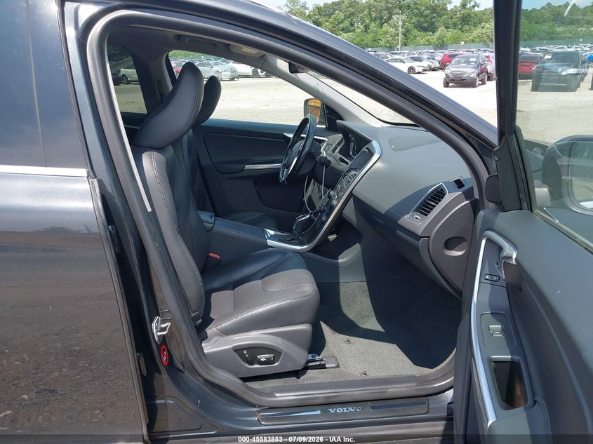 2015 Volvo Xc60 T5 Platinum VIN: YV426MDD6F2604741 Lot: 45583853
