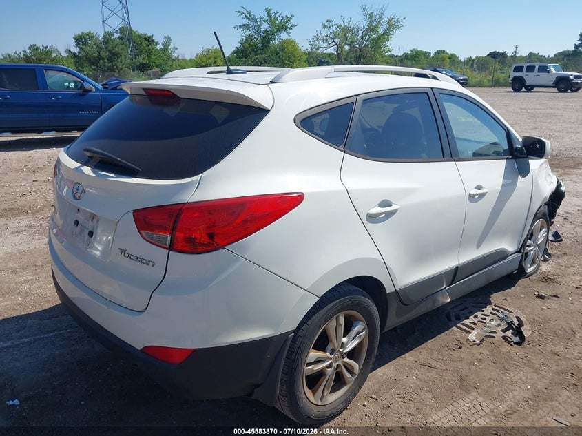 2011 HYUNDAI TUCSON auction photo 4