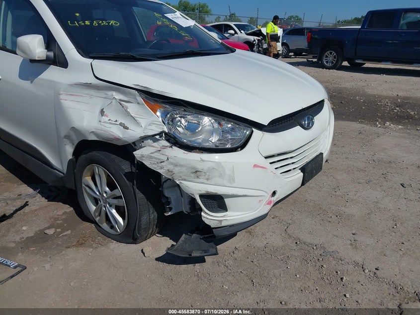 2011 HYUNDAI TUCSON auction photo 6