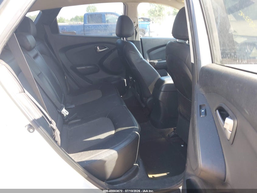 2011 HYUNDAI TUCSON auction photo 8