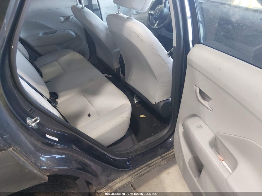 2024 HYUNDAI KONA auction photo 8