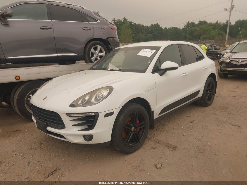 2016 PORSCHE MACAN S · Фото 2