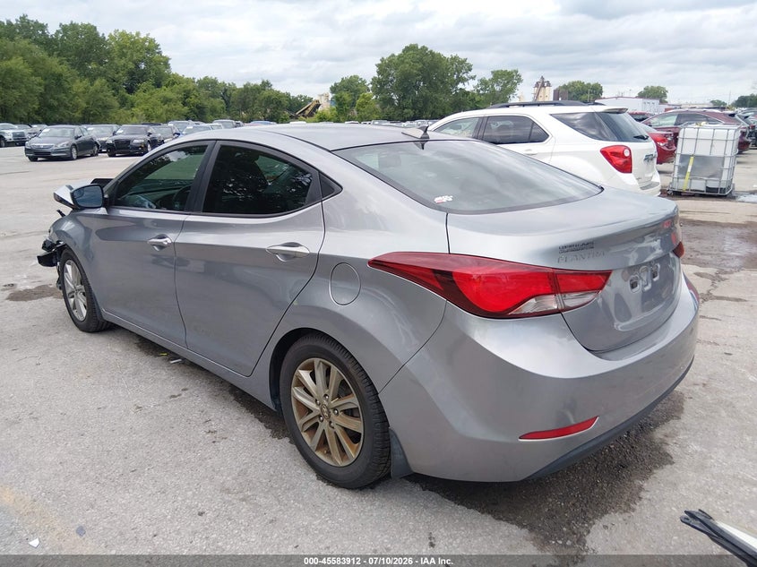2016 HYUNDAI ELANTRA auction photo 3