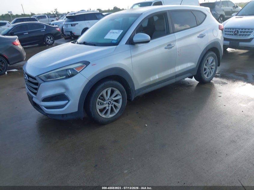 2016 Hyundai Tucson, Град, IAAI, VIN KM8J23A43GU062220 — фото 2