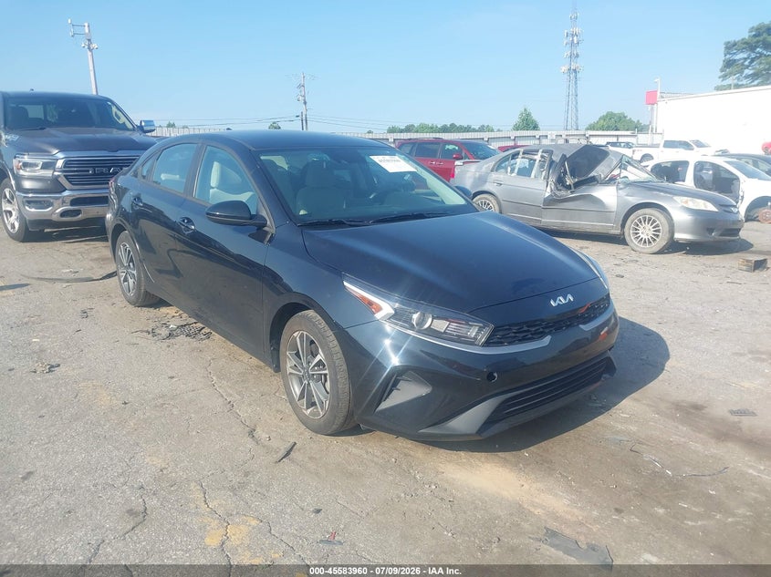 2023 KIA FORTE auction photo 1