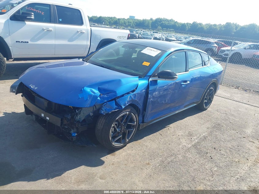 Vin: 3kpfw4de0se086037, lot: 46082331, kia k4 gt-line 20252